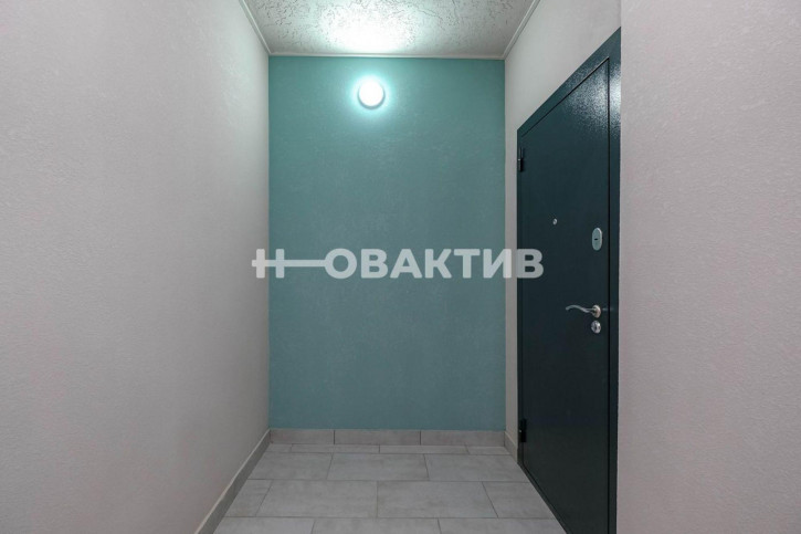 2-комн квартира улица Связистов, 13/2