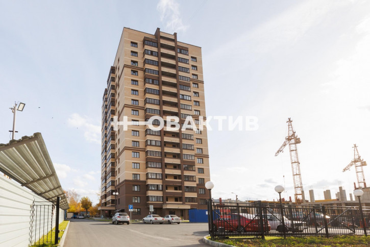 3-комн квартира Авиастроителей, 18