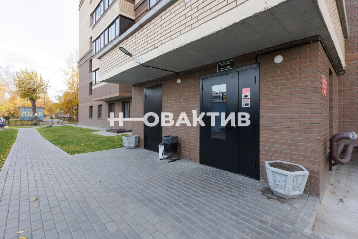 3-комн квартира Авиастроителей, 18