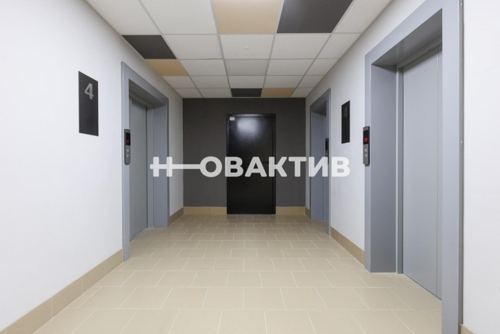 3-комн квартира Авиастроителей, 18