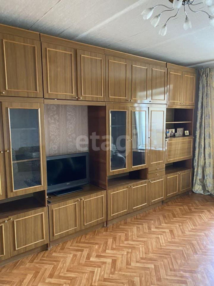 2-комн квартира Советская, 3