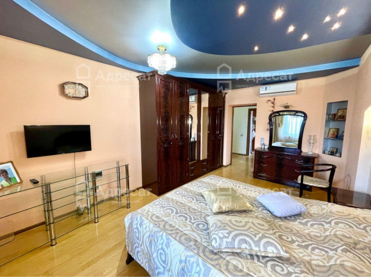 3-комн квартира ул. Краснознаменская,  д.25