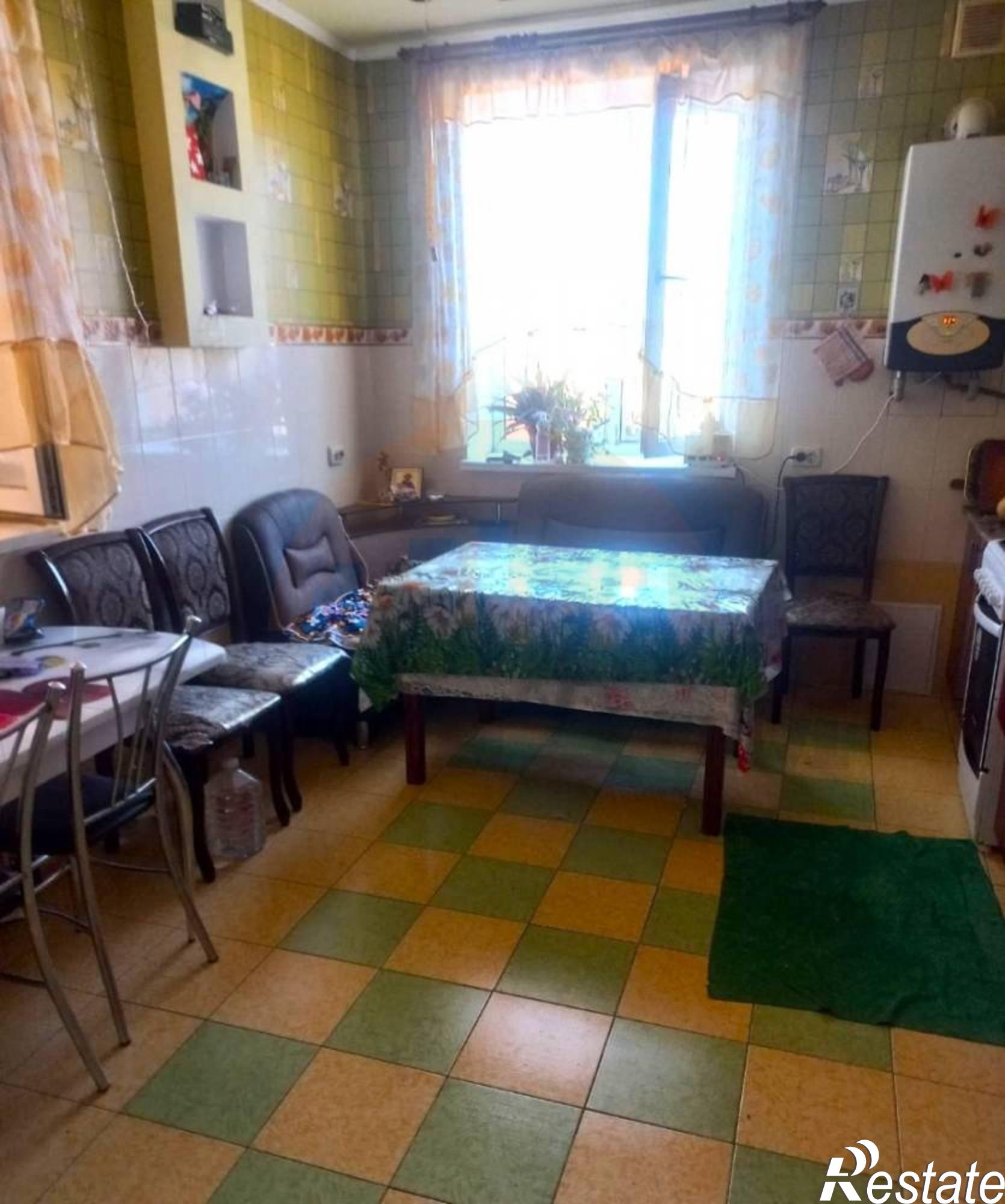 Купить дачу, дом, коттедж за 16 500 000 рублей на Средняя ул.