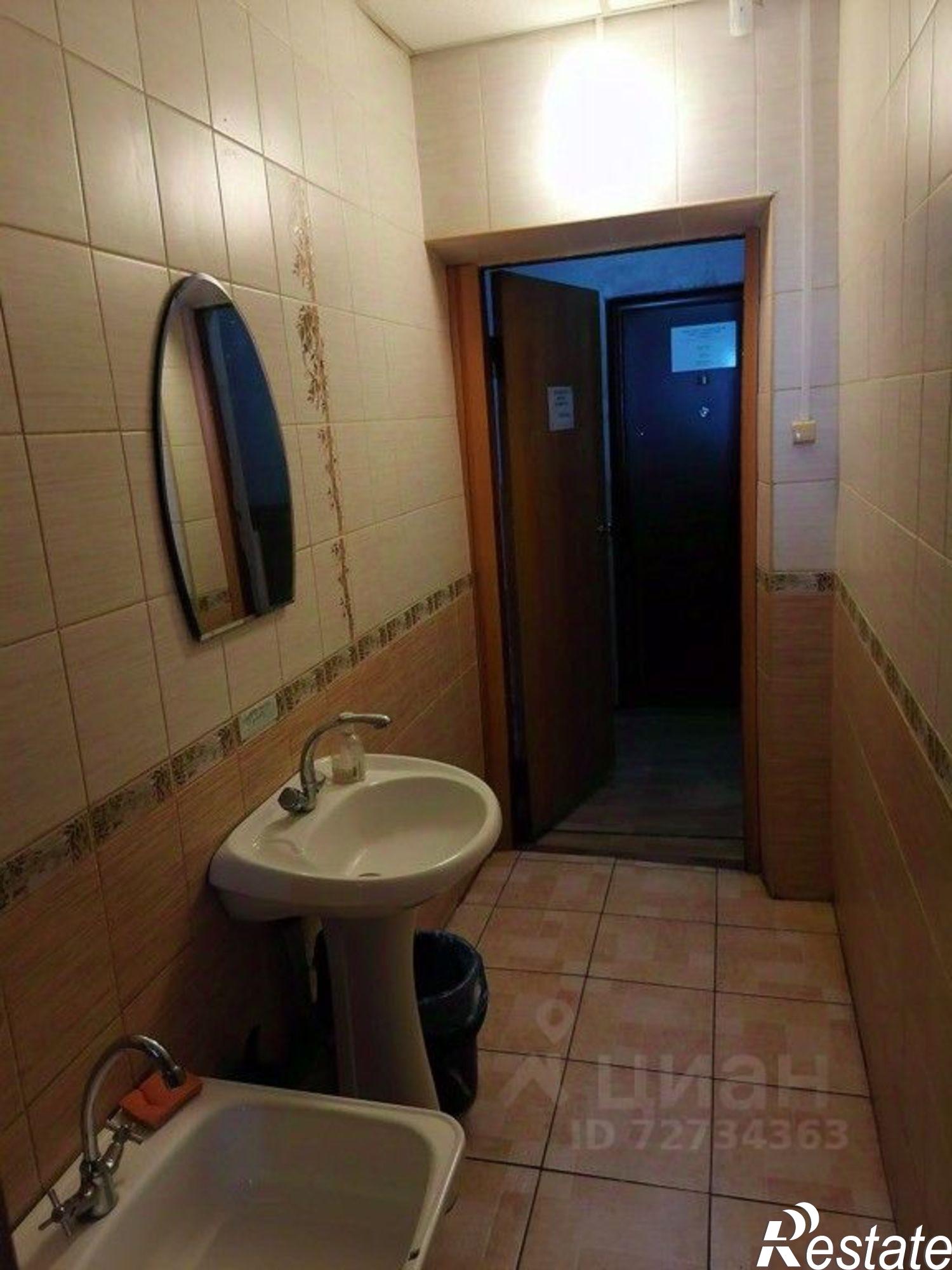 Купить ОСЗ, отдельно стоящее здание за 26 325 000 рублей на ул Есенина, 3/2