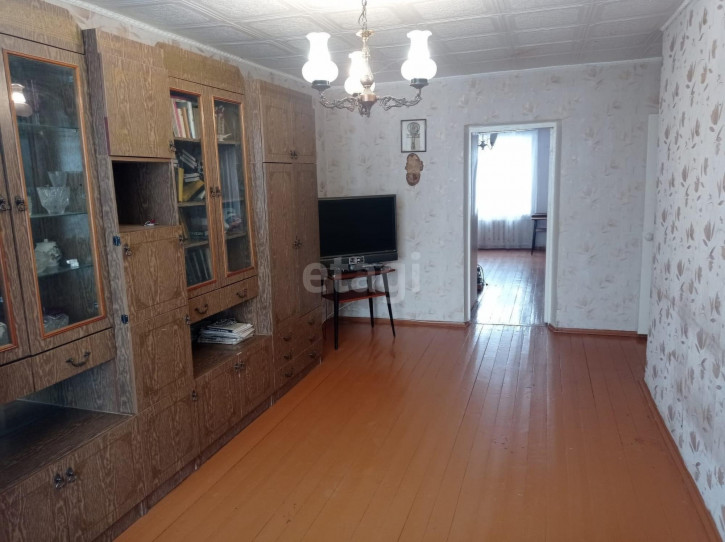 3-комн квартира улица Красное Знамя, 18а