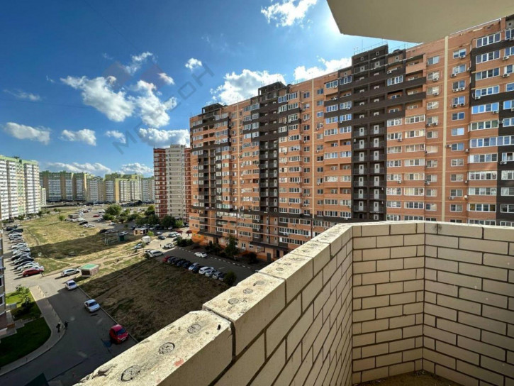 2-комн квартира Валерия Гассия ул, 3