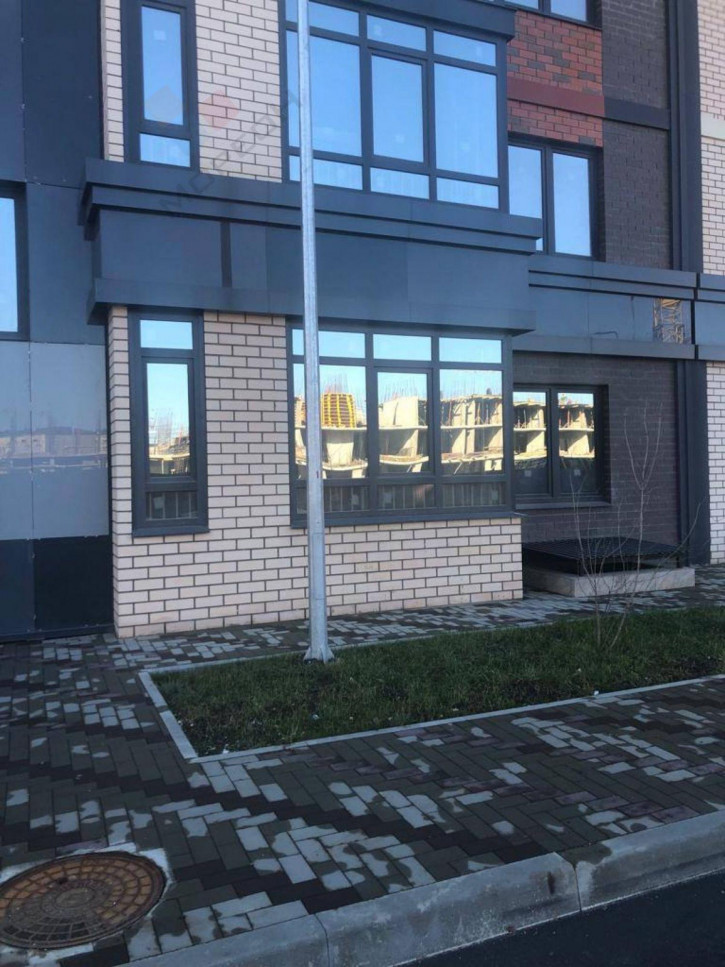 2-комн квартира Генерала Корнилова ул, 10к1