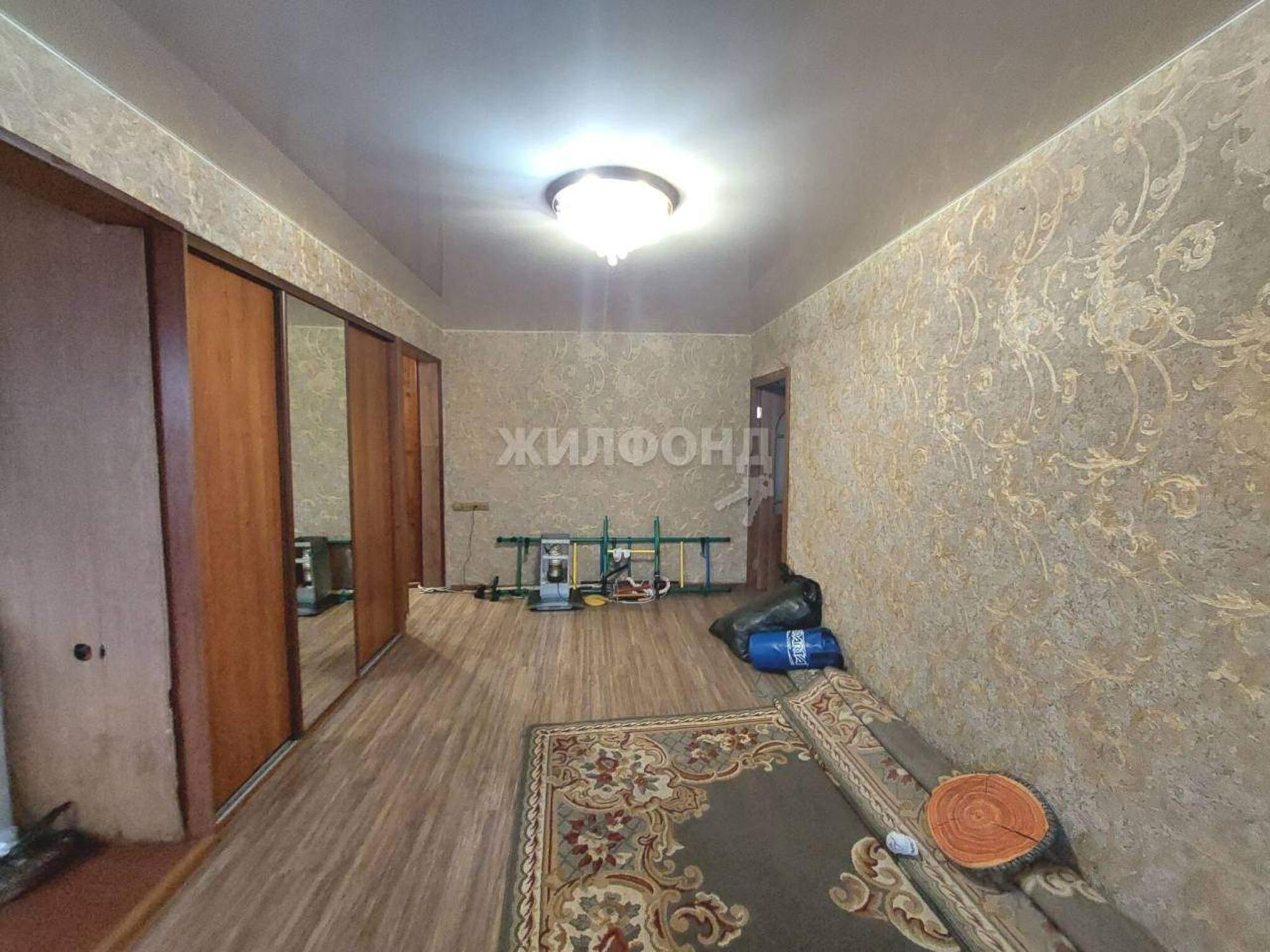 Купить квартиру за 4 700 000 рублей на 1-й микрорайон, д.27