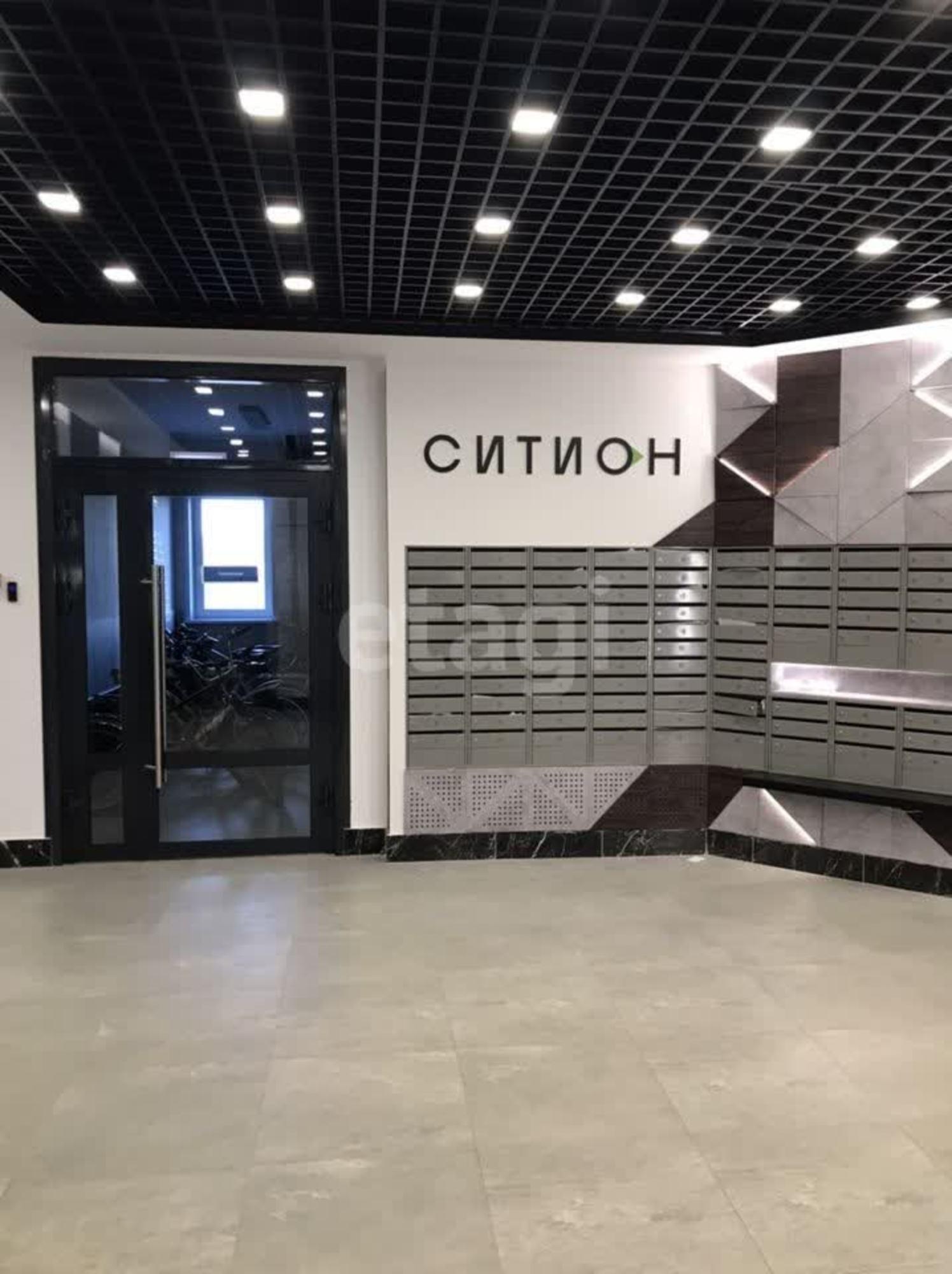 Купить квартиру за 12 000 000 рублей на Новгородская, 3