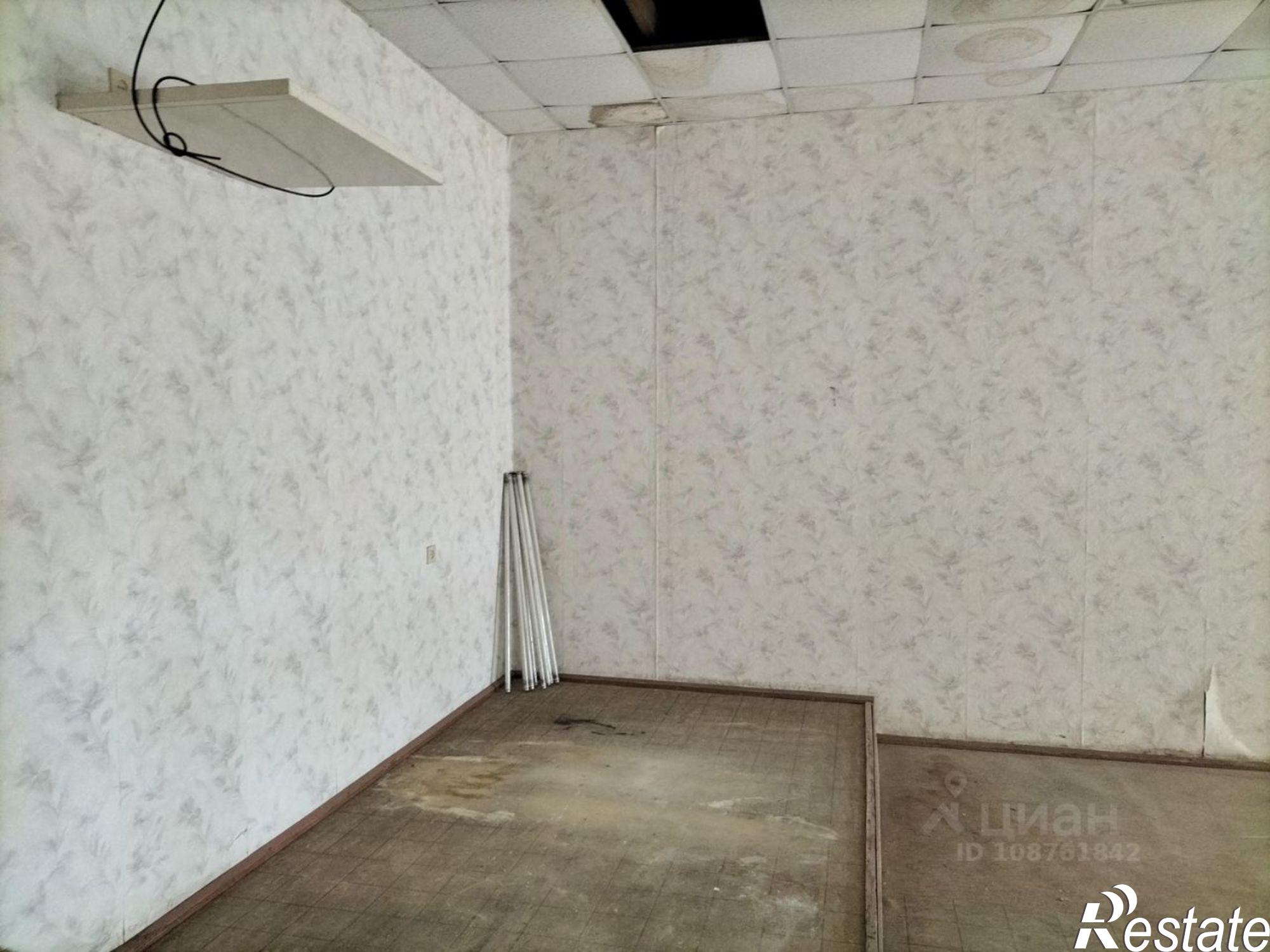 Купить ОСЗ, отдельно стоящее здание за 2 173 280 рублей на улица Адмирала Нахимова, 42А литК