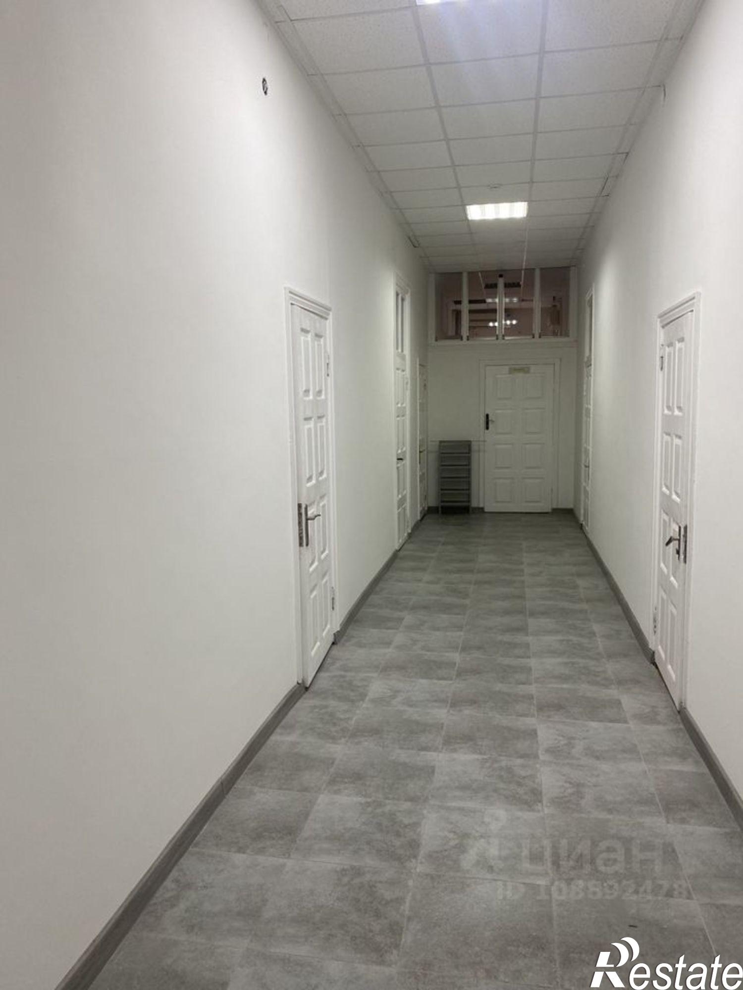 Сдать офис, помещение под офис за 49 000 рублей на Заполотняная улица, 21