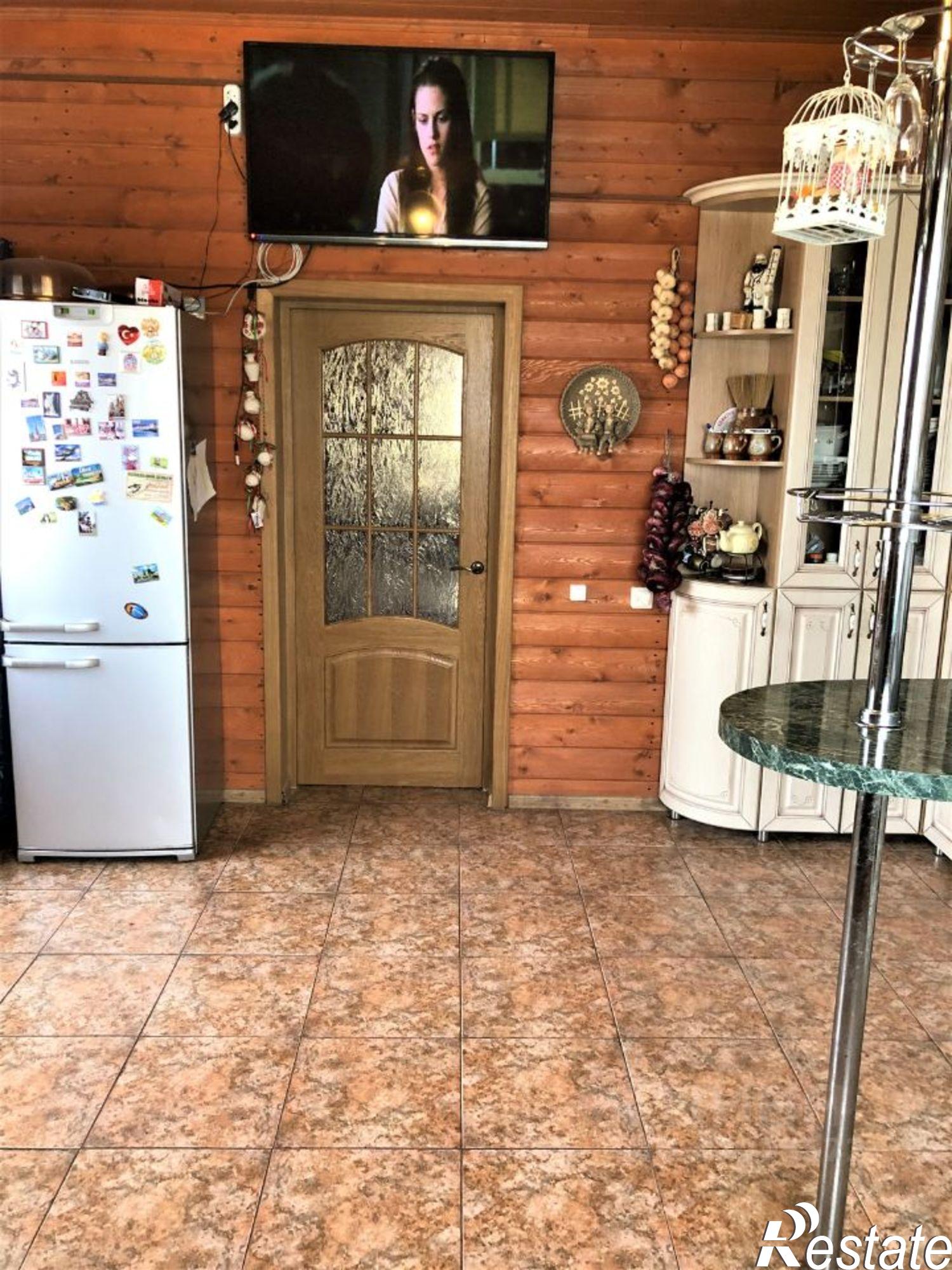 Купить дачу, дом, коттедж за 13 500 000 рублей на ул Шиботовская, 3