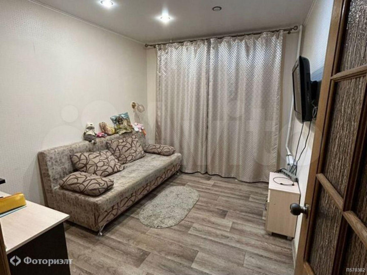 3-комн квартира Омская ул, 1А