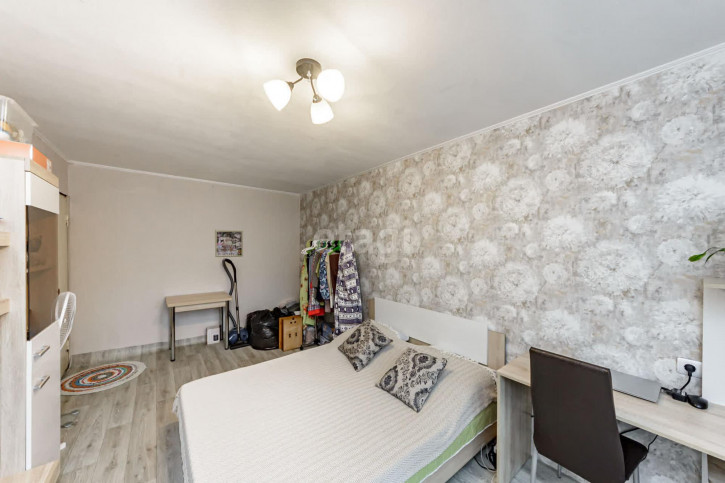 2-комн квартира Монтажников, 15а