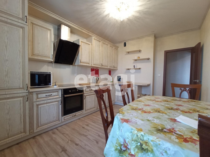 2-комн квартира Николая Зелинского, 23