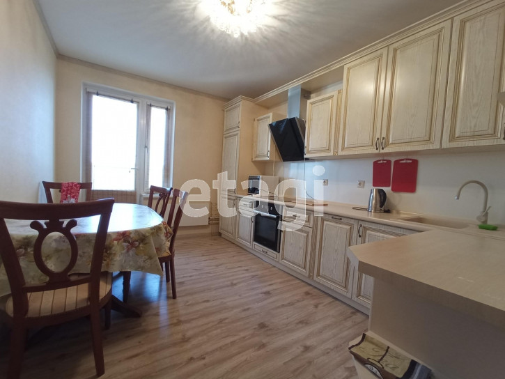 2-комн квартира Николая Зелинского, 23