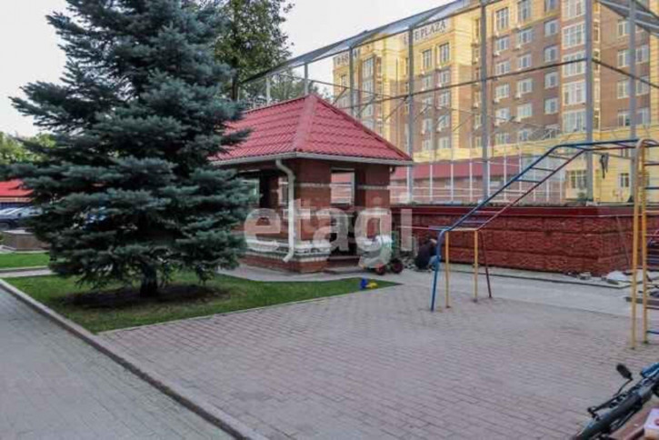 4-комн квартира Максима Горького, 47