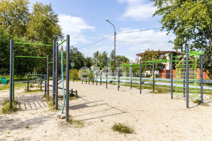 Студия Ботаническая, 1