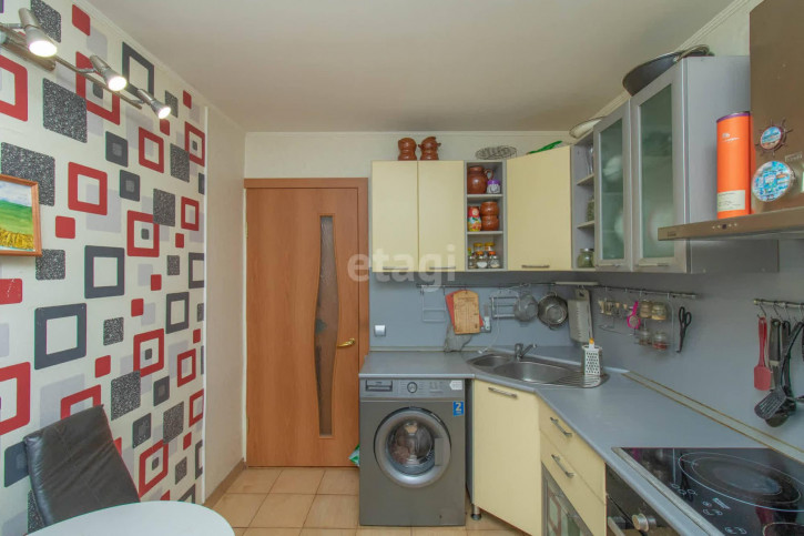 2-комн квартира Самарцева, 40
