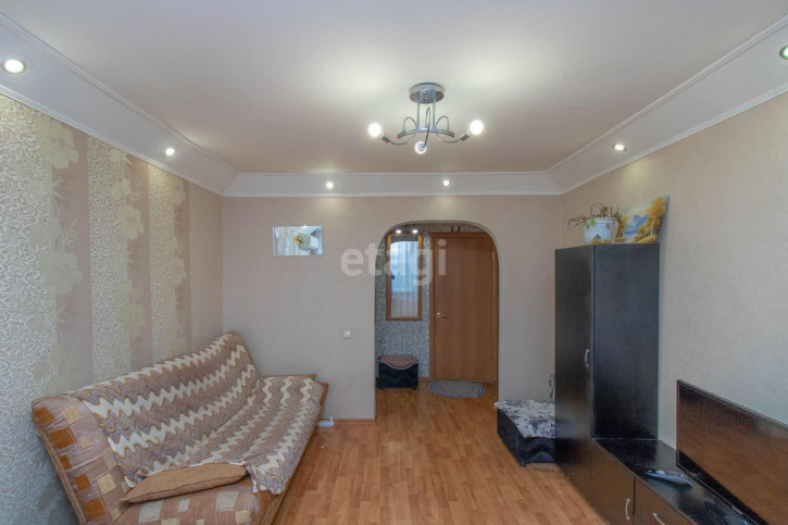 2-комн квартира Самарцева, 40