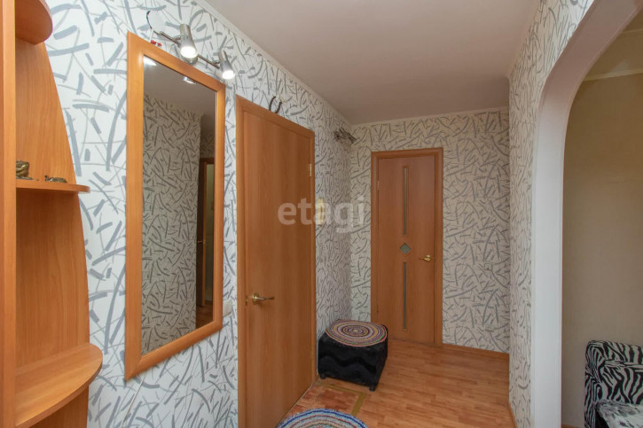 2-комн квартира Самарцева, 40