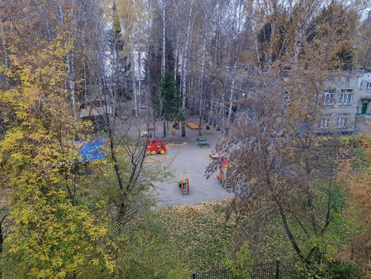 4-комн квартира ул. Петухова,96