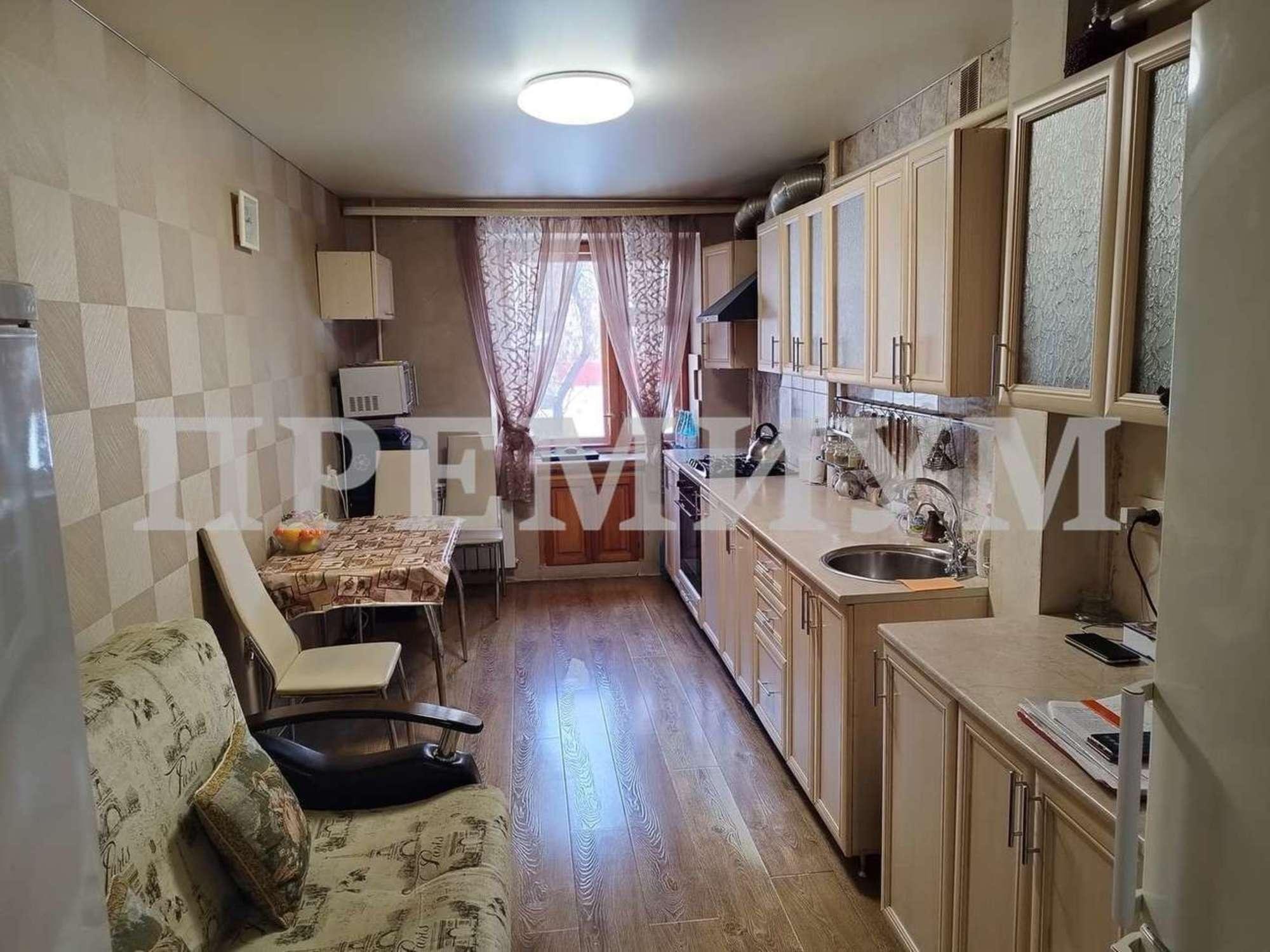 Купить квартиру за 6 950 000 рублей на Строителей улица, 20