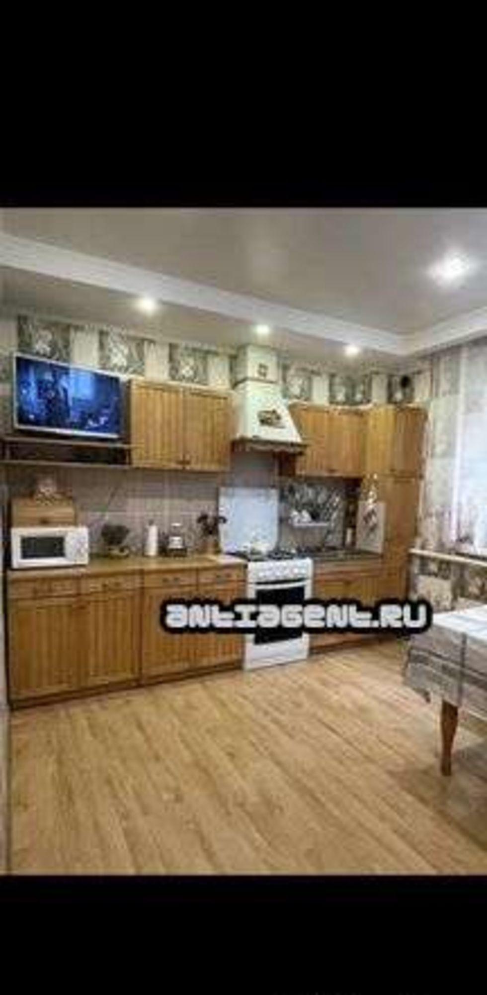 Купить дачу, дом, коттедж за 18 500 000 рублей на Екатеринодарская ул, 31