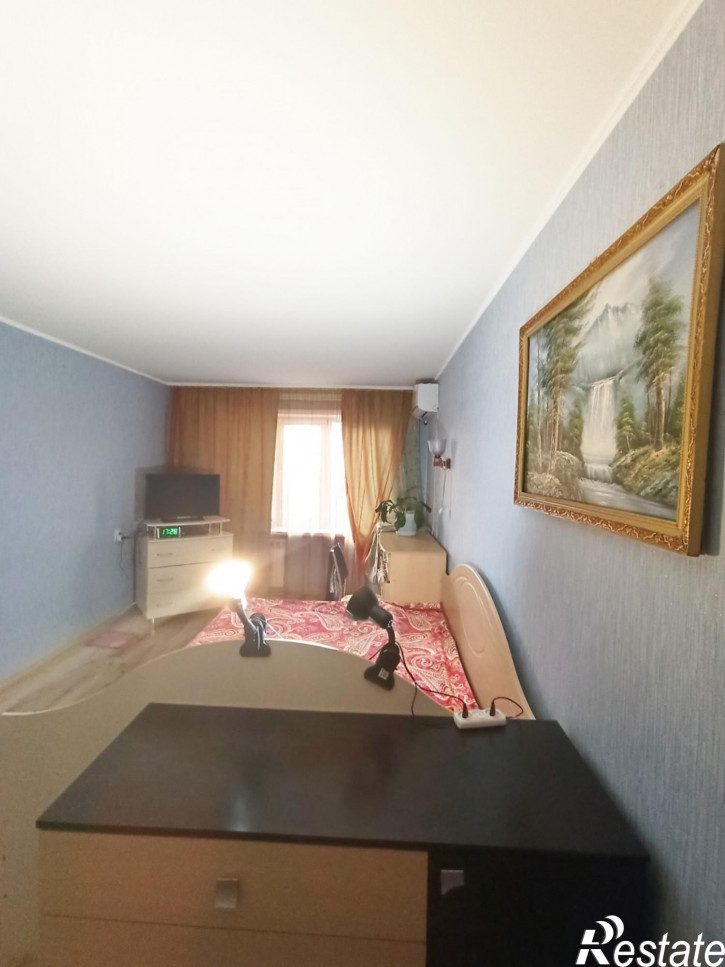 2-комн квартира Россия,  г. Амурск, пр-кт. Комсомольский, д. 29