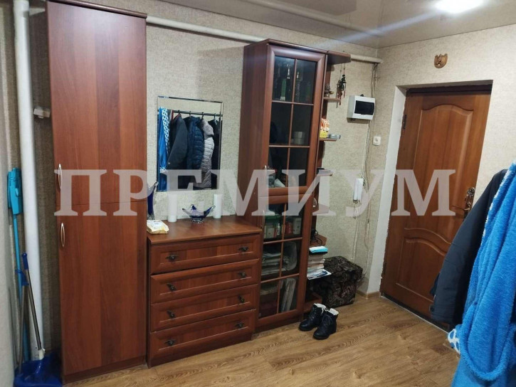 3-комн квартира Строителей улица, 20