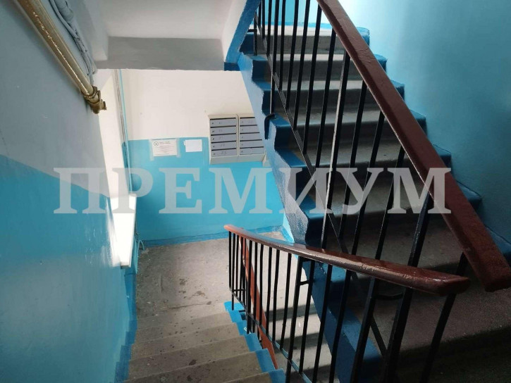 3-комн квартира Строителей улица, 20