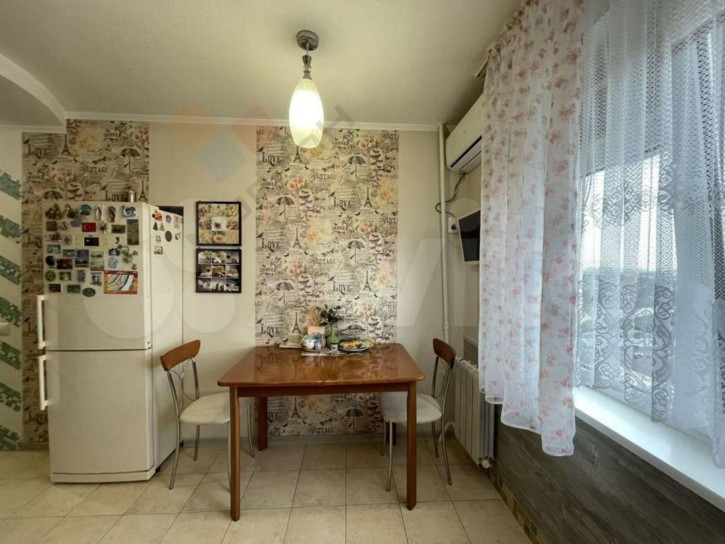 3-комн квартира Приозёрная ул, 13