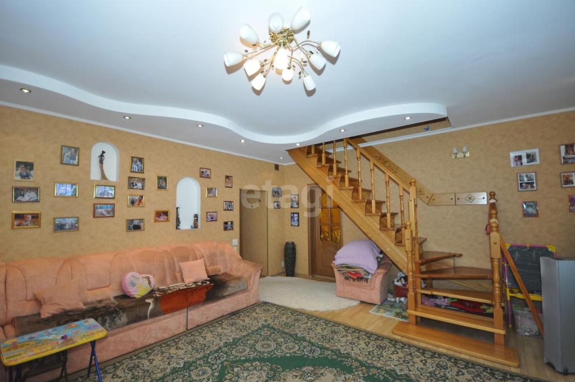 Купить дачу, дом, коттедж за 12 000 000 рублей на 3-й Сиреневый проезд