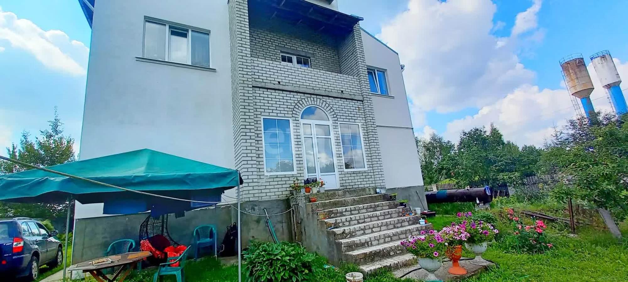 Купить дачу, дом, коттедж за 15 450 000 рублей на Садовая улица