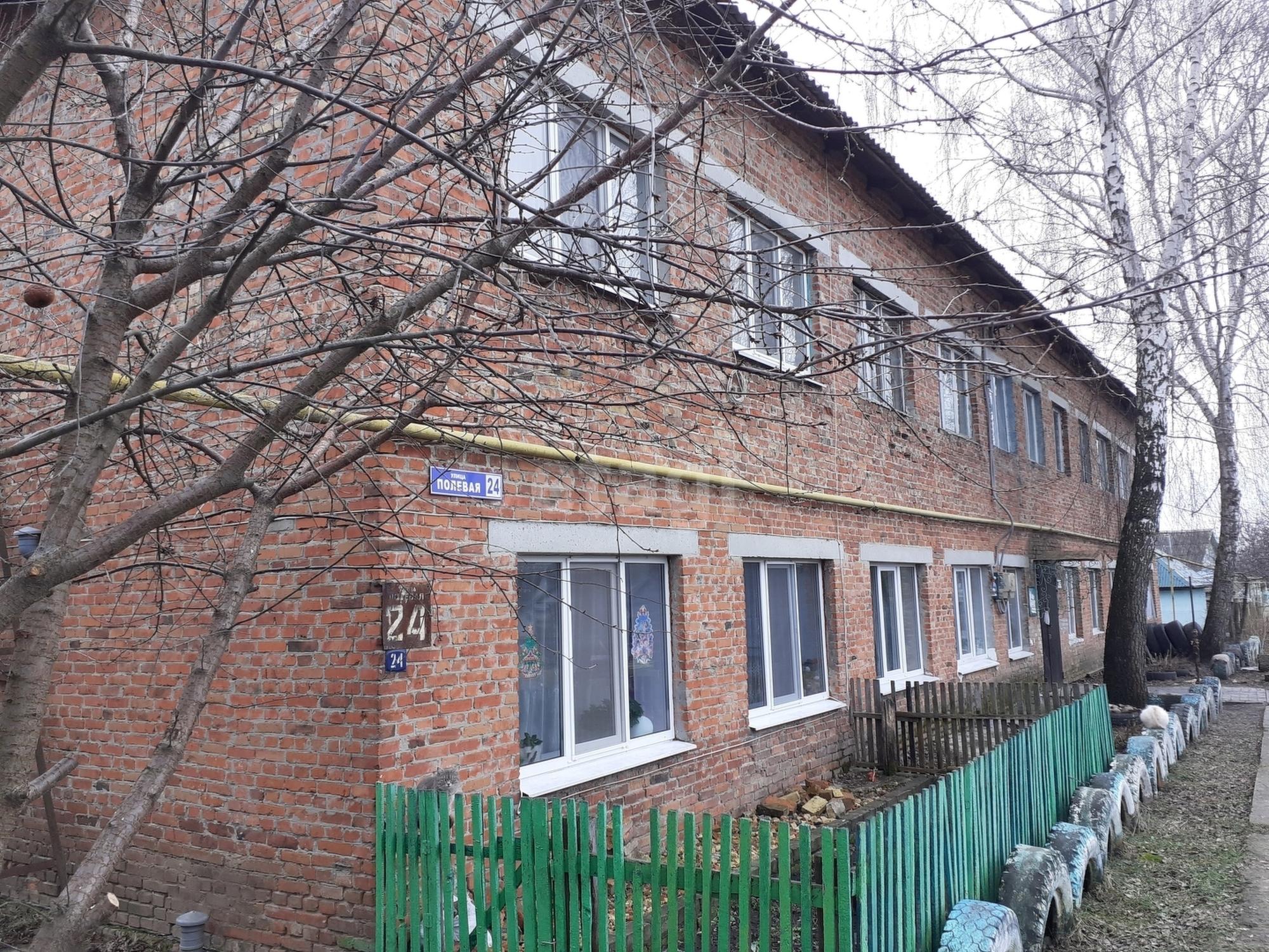 Купить комнату за 330 000 рублей на Полевая улица