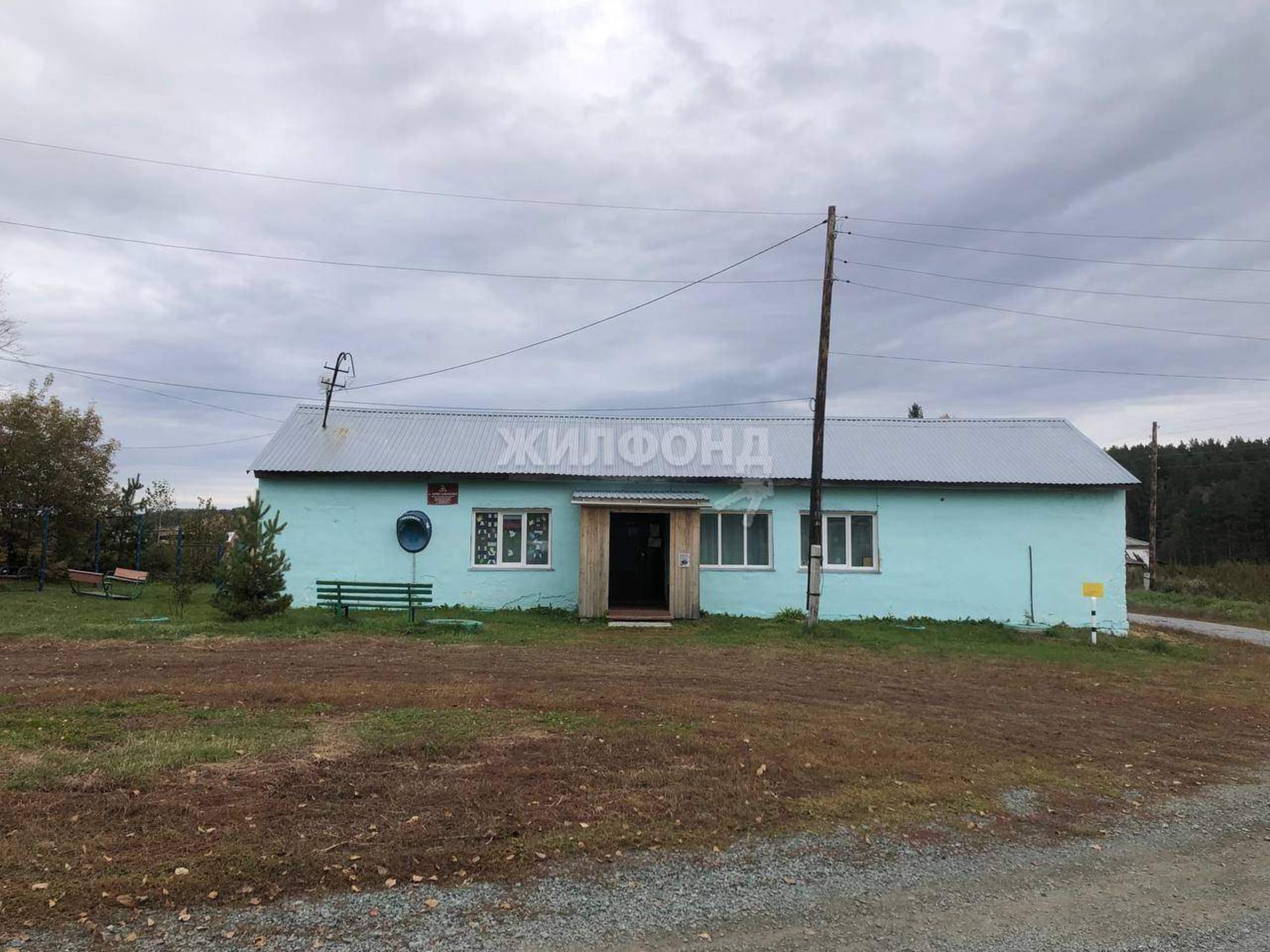 Купить дачу, дом, коттедж за 10 000 000 рублей на Центральная улица