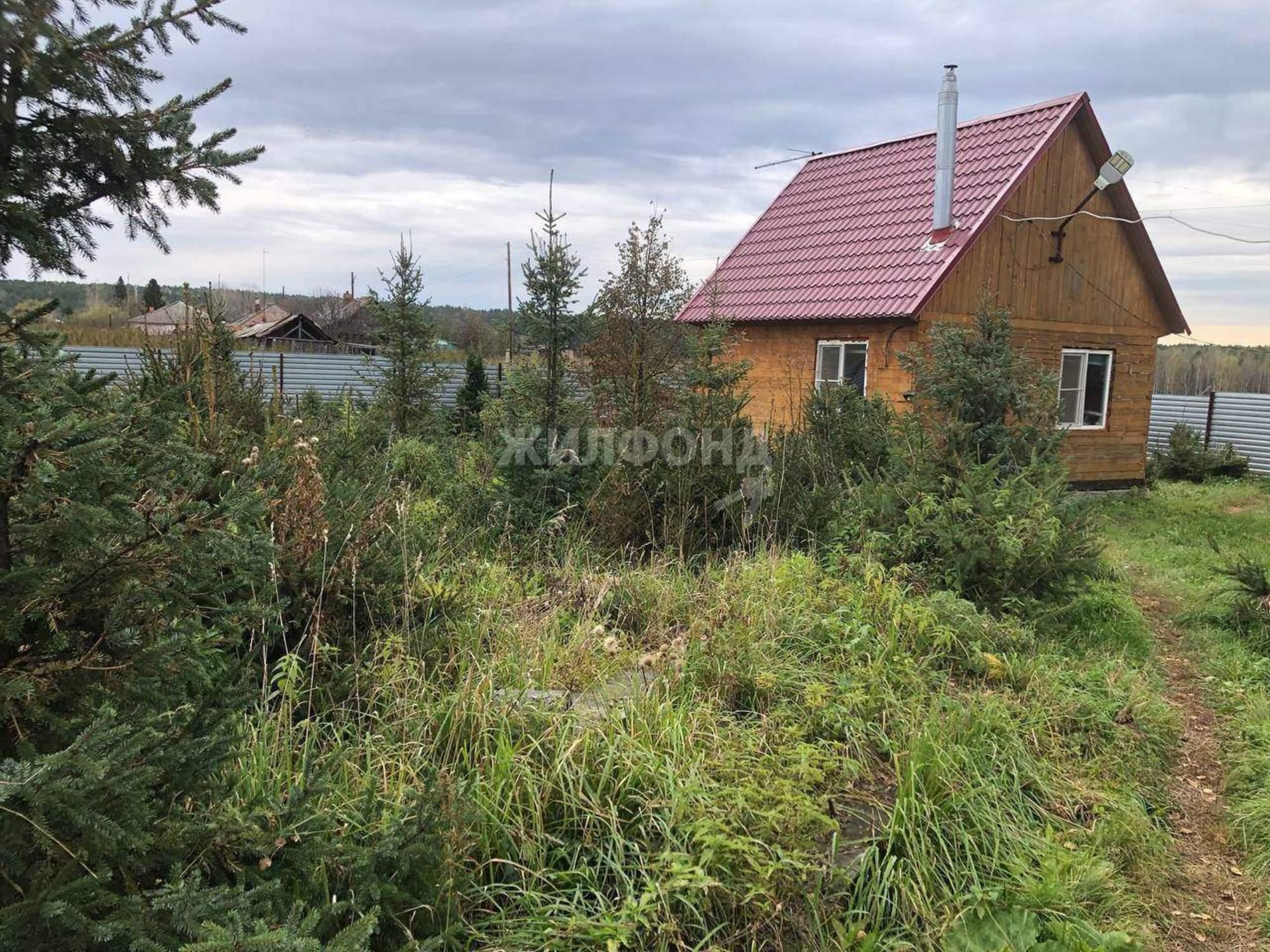 Купить дачу, дом, коттедж за 10 000 000 рублей на Центральная улица