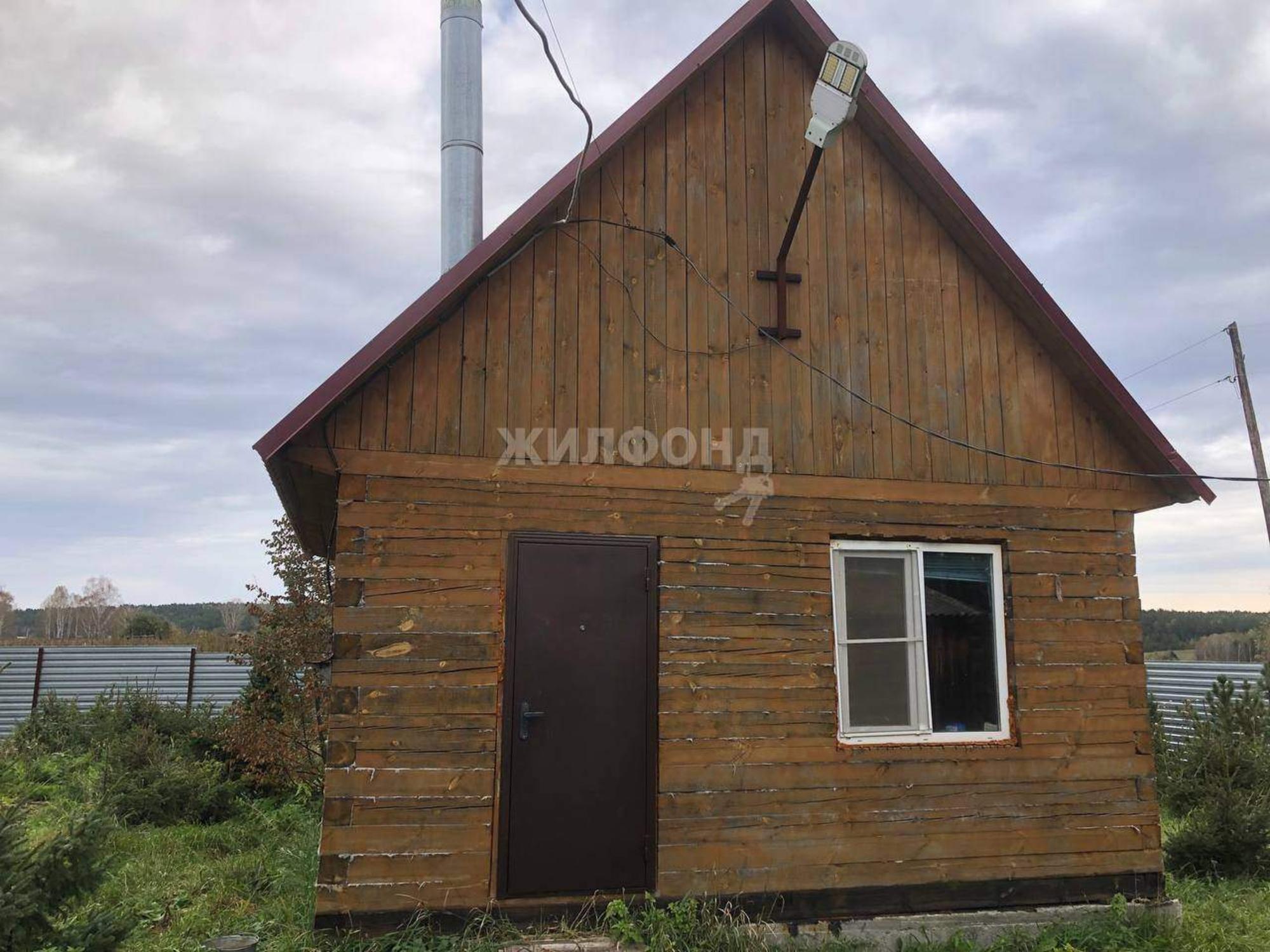 Купить дачу, дом, коттедж за 10 000 000 рублей на Центральная улица