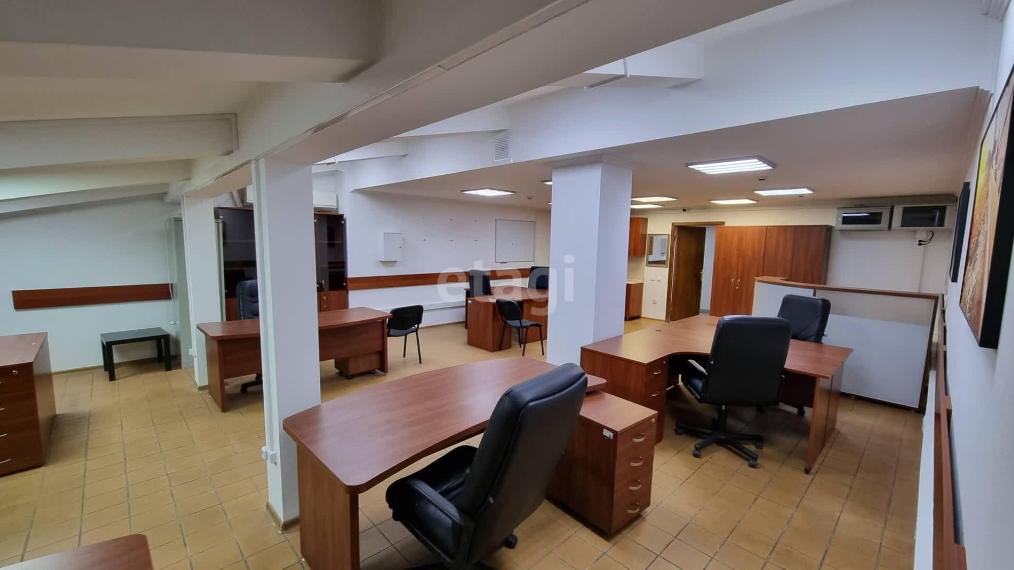 Сдать офис, помещение под офис за 65 340 рублей на Кирова 40