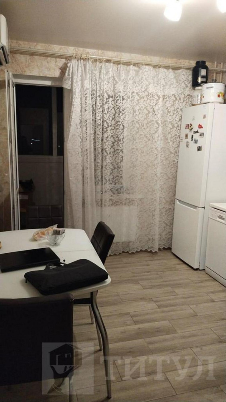 2-комн квартира Суворовский