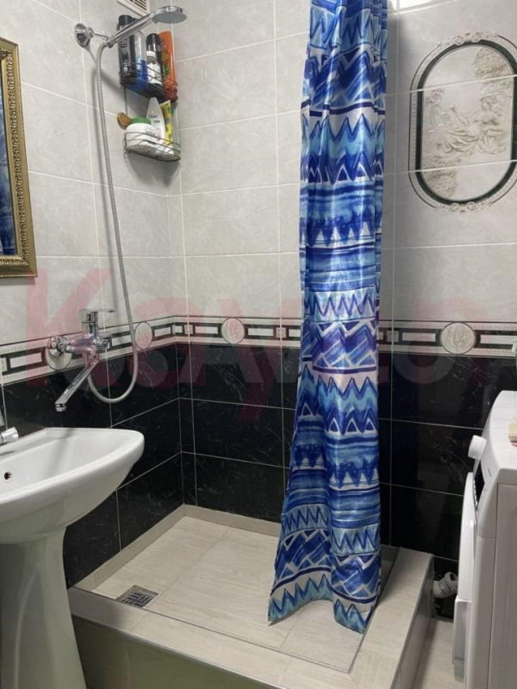 3-комн квартира Олега Кошевого ул.