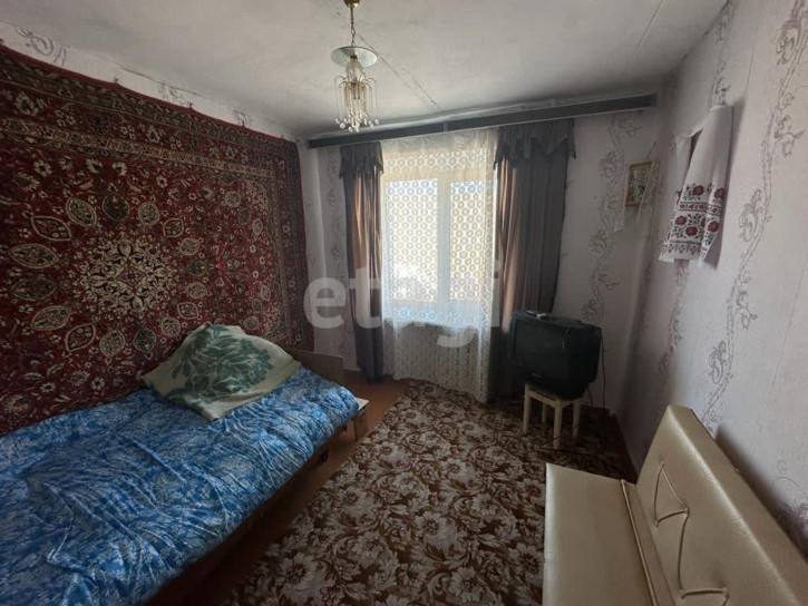 3-комн квартира улица Александрова