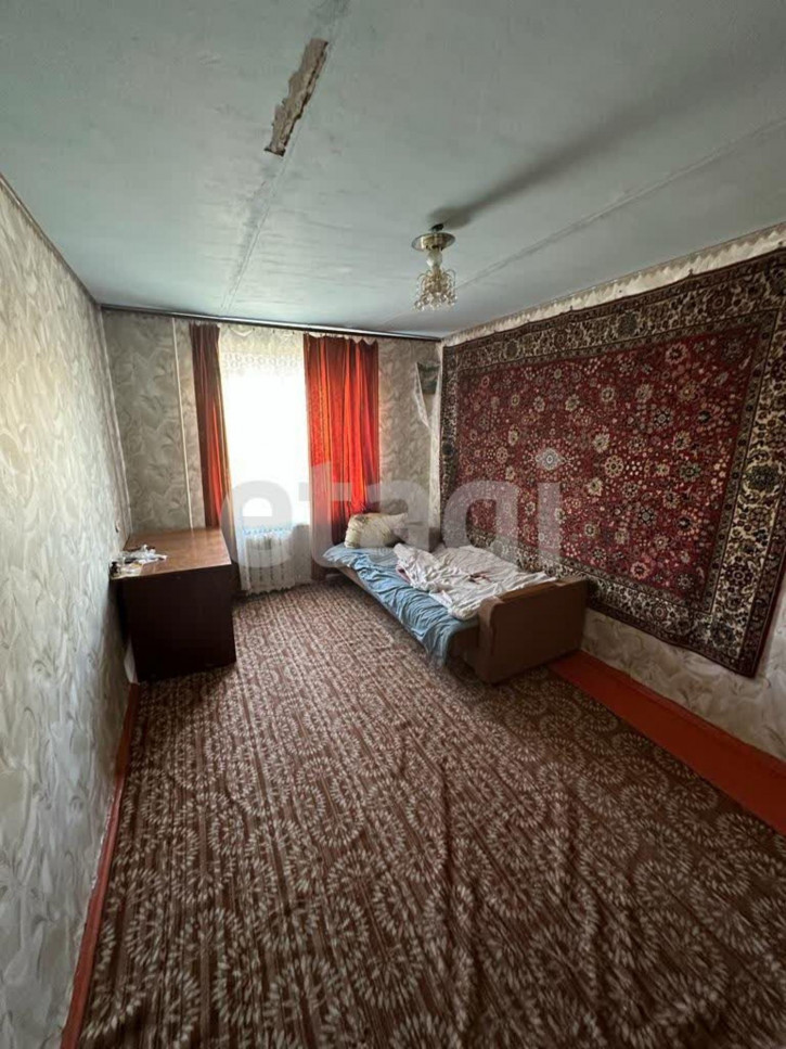 3-комн квартира улица Александрова