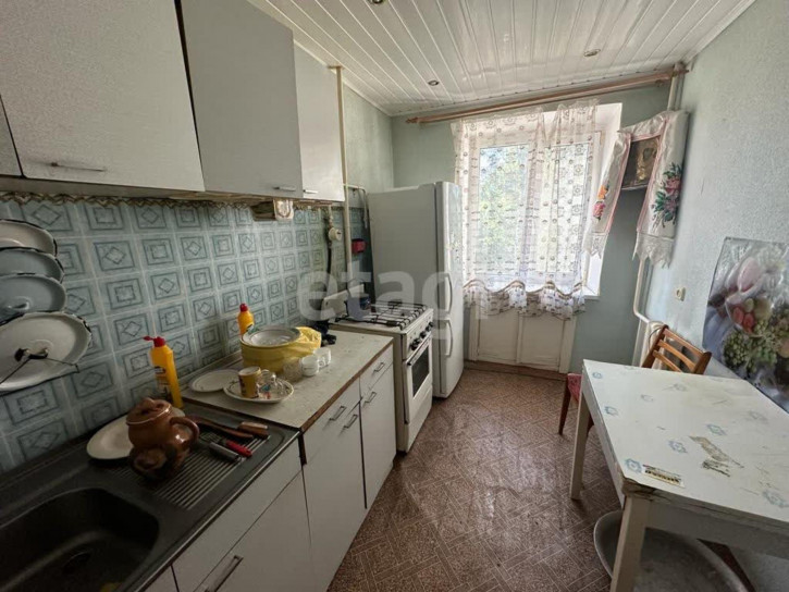 3-комн квартира улица Александрова