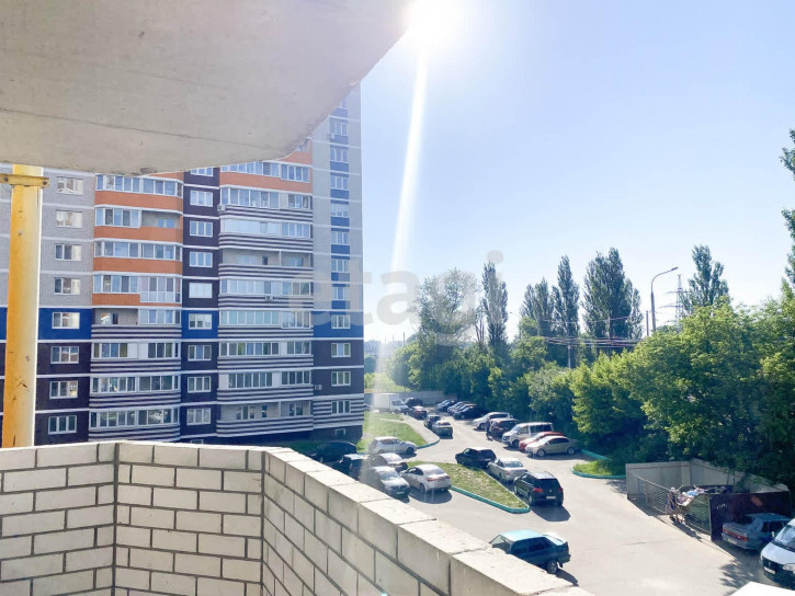 1-комн квартира улица Комарова