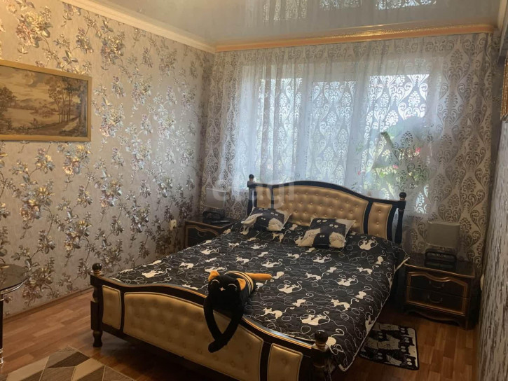 3-комн квартира улица Мальцева