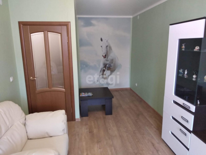 2-комн квартира улица Горняков