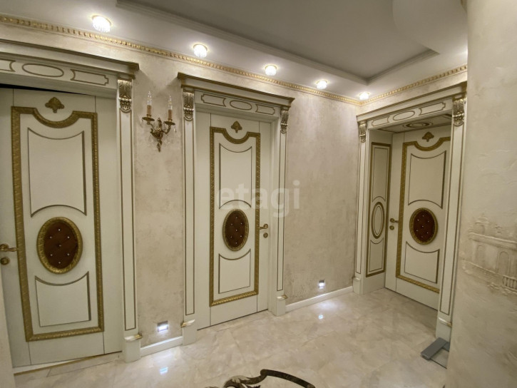 5-комн квартира улица Ромашина