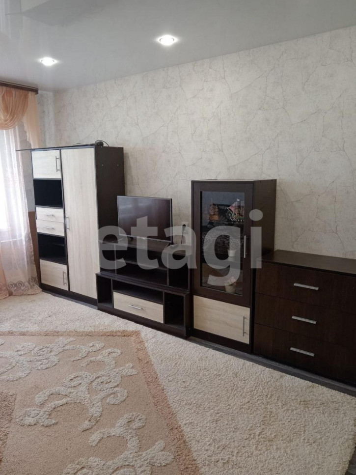 2-комн квартира Авиационная улица