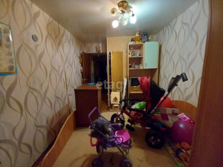 4-комн квартира улица Федюнинского
